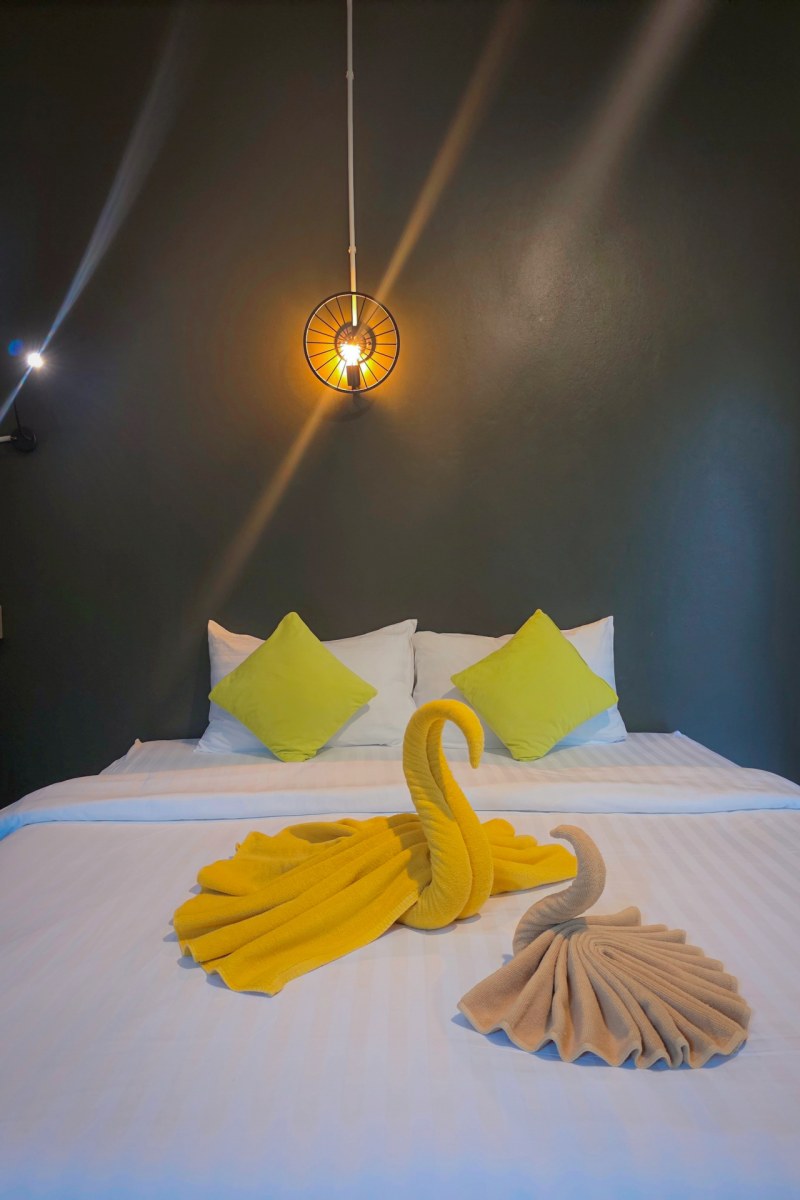 Deluxe Room 6