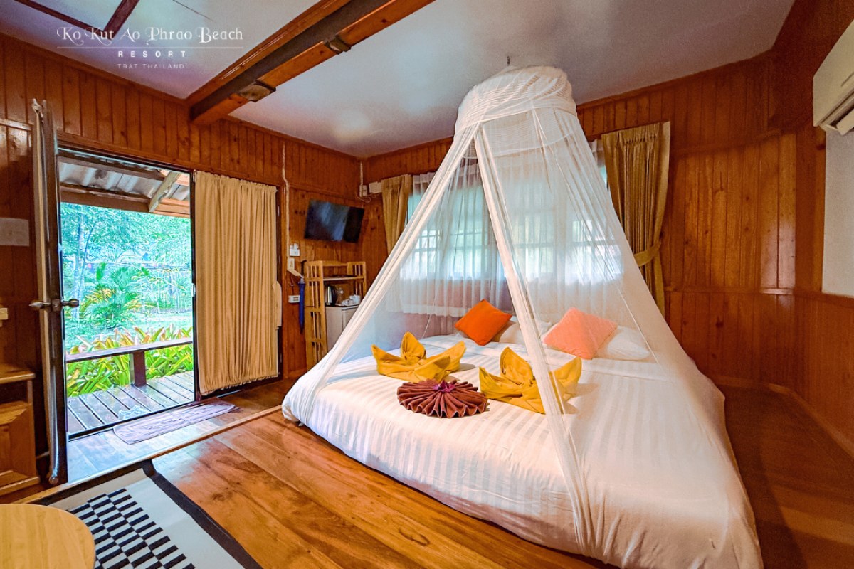 Sea Breeze Hut 11
